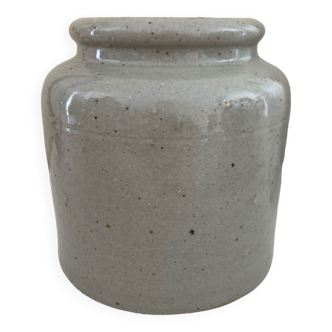 Stoneware pot