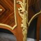 Petit Bureau de Milieu en Acajou et Palissandre, style Louis XV, époque Napoléon III – Milieu XIXe