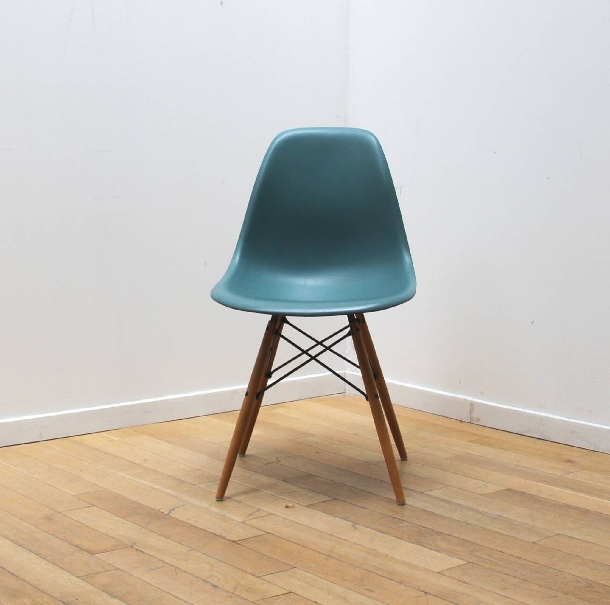 Chaise DSW, Charles & Ray Eames, Vitra