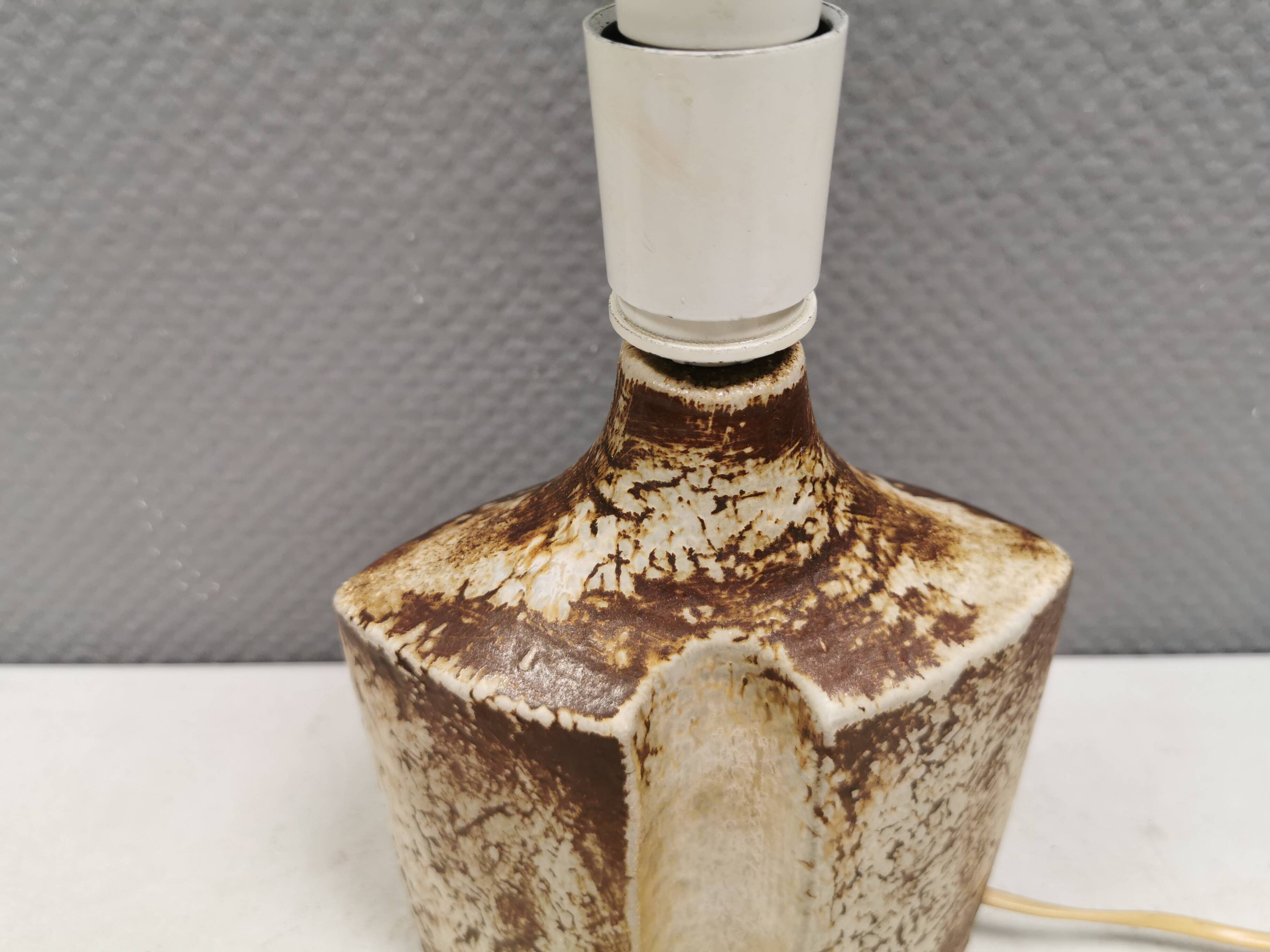 Ceramic table lamp by Heico Nitzsche for Søholm, Denmark, 1970s.