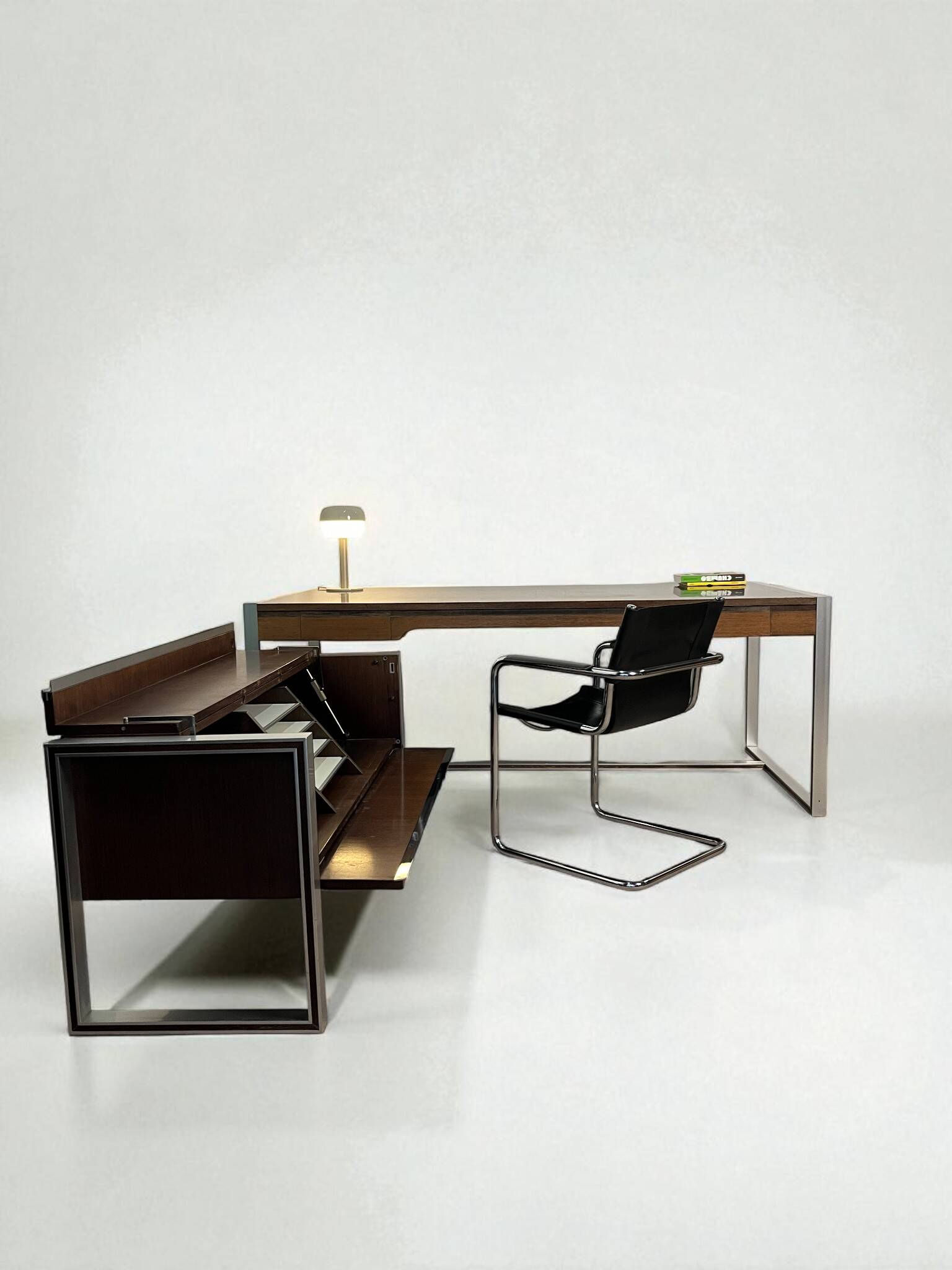 Minister's desk set + sideboard, Claude Gaillard for Ligne Roset, 1970
