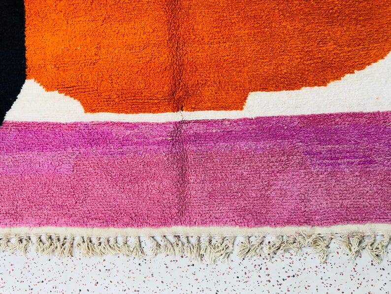 Handmade Berber rug in pure wool, size 140 x 270 cm