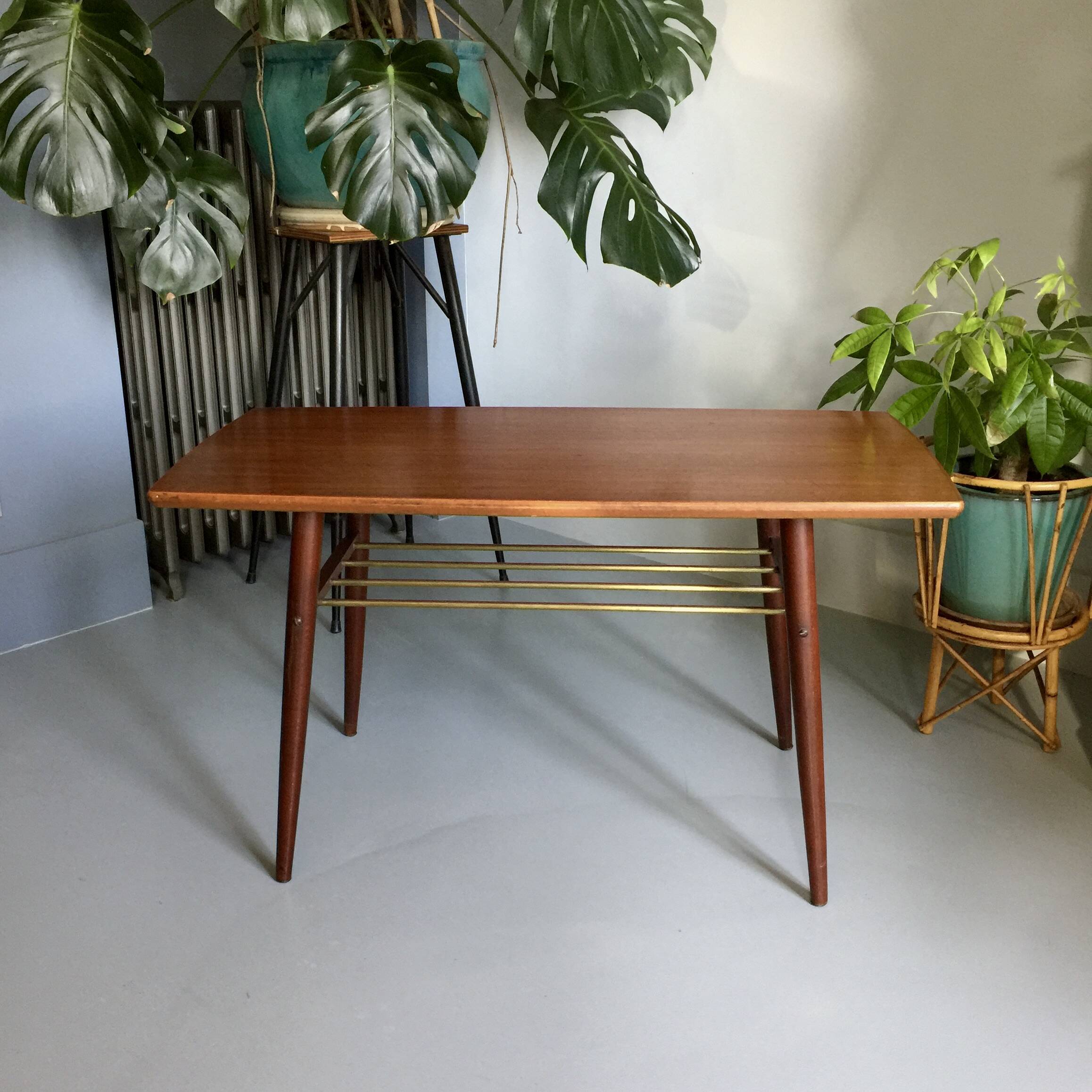 Scandinavian teak barrel-shaped coffee table, 1960s