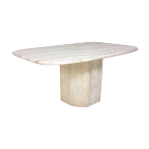 Table à manger élégante