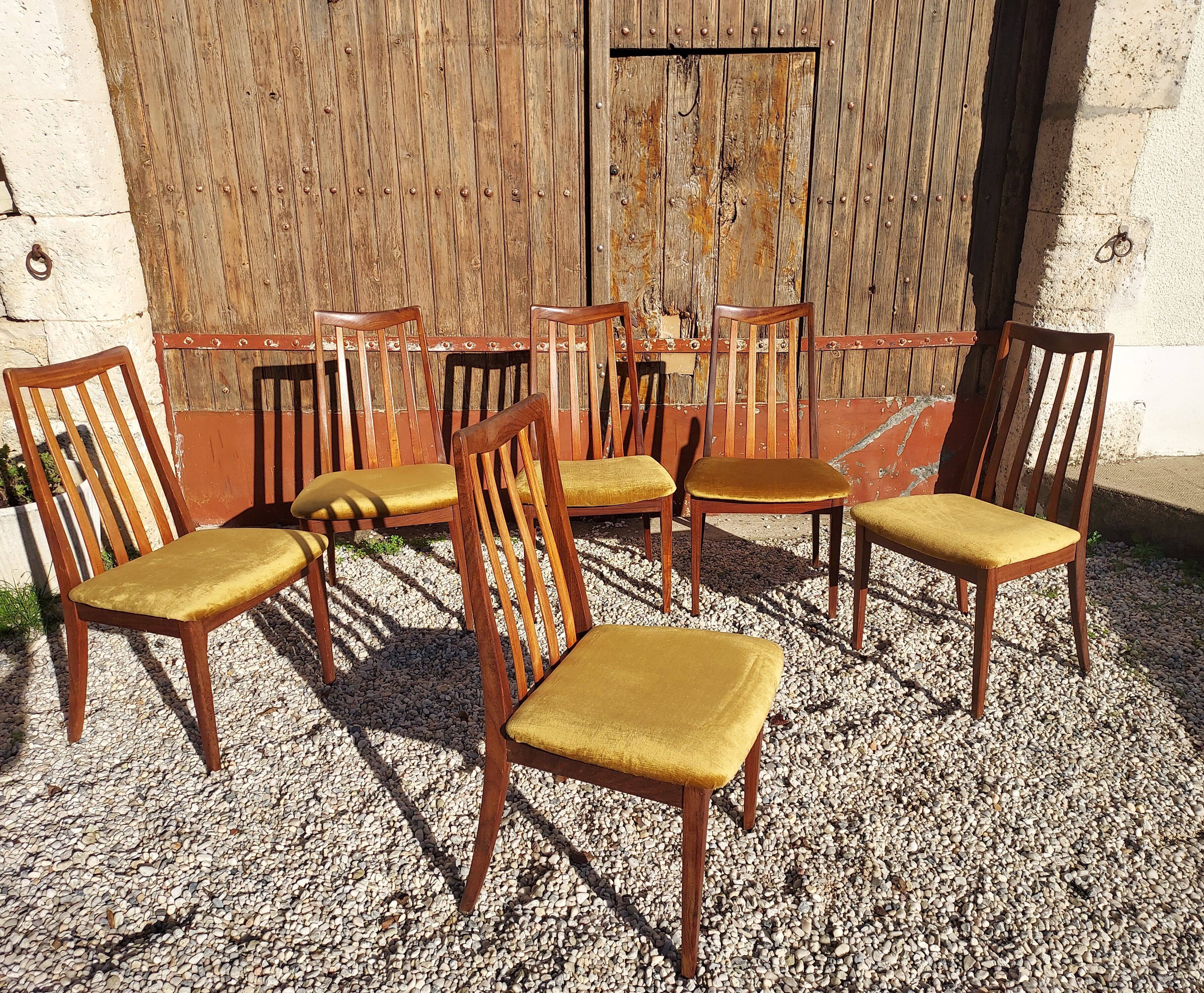 Teak chairs Leslie Dandy