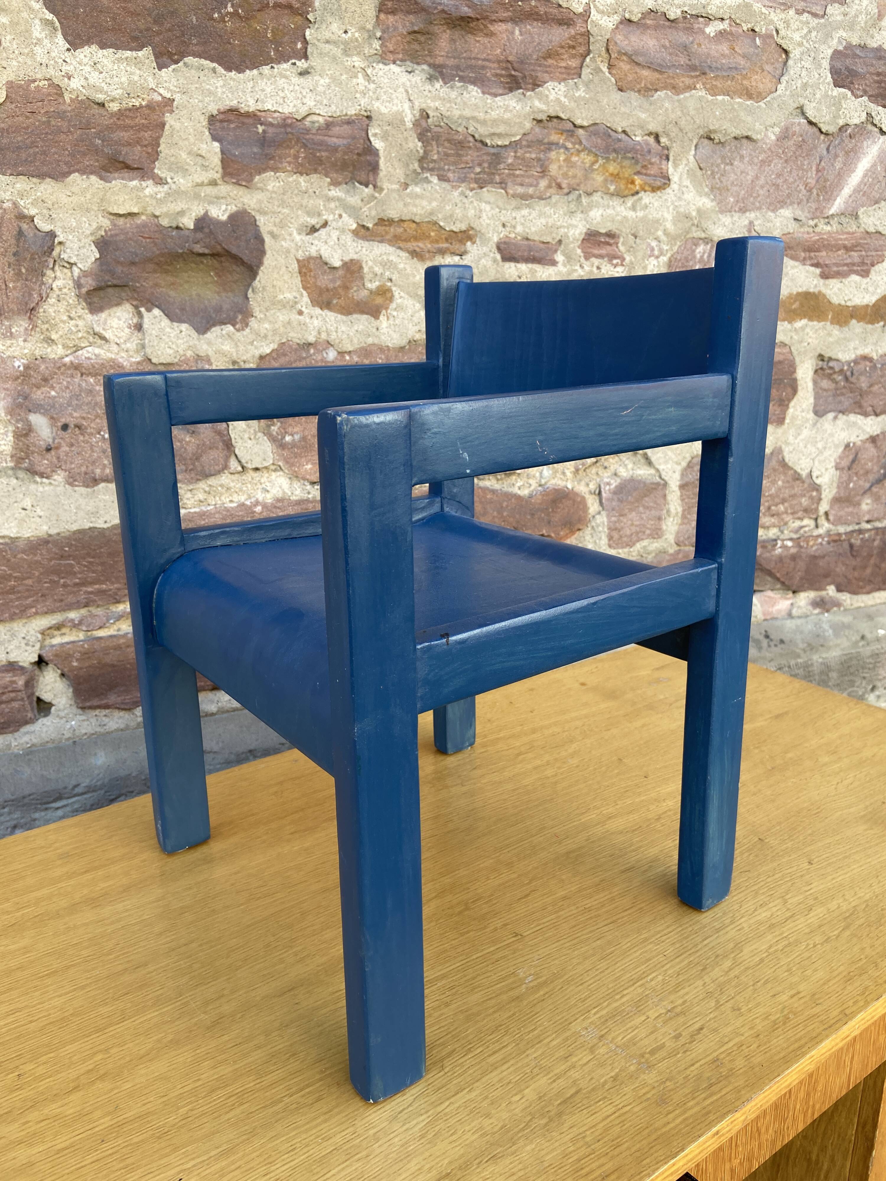 Child armchair