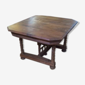 Rectangular wooden table with 9 extensions