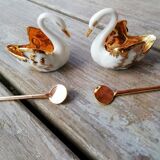 Set of salt shaker pepper swans