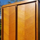 Armoire scandinave pied compas vintage