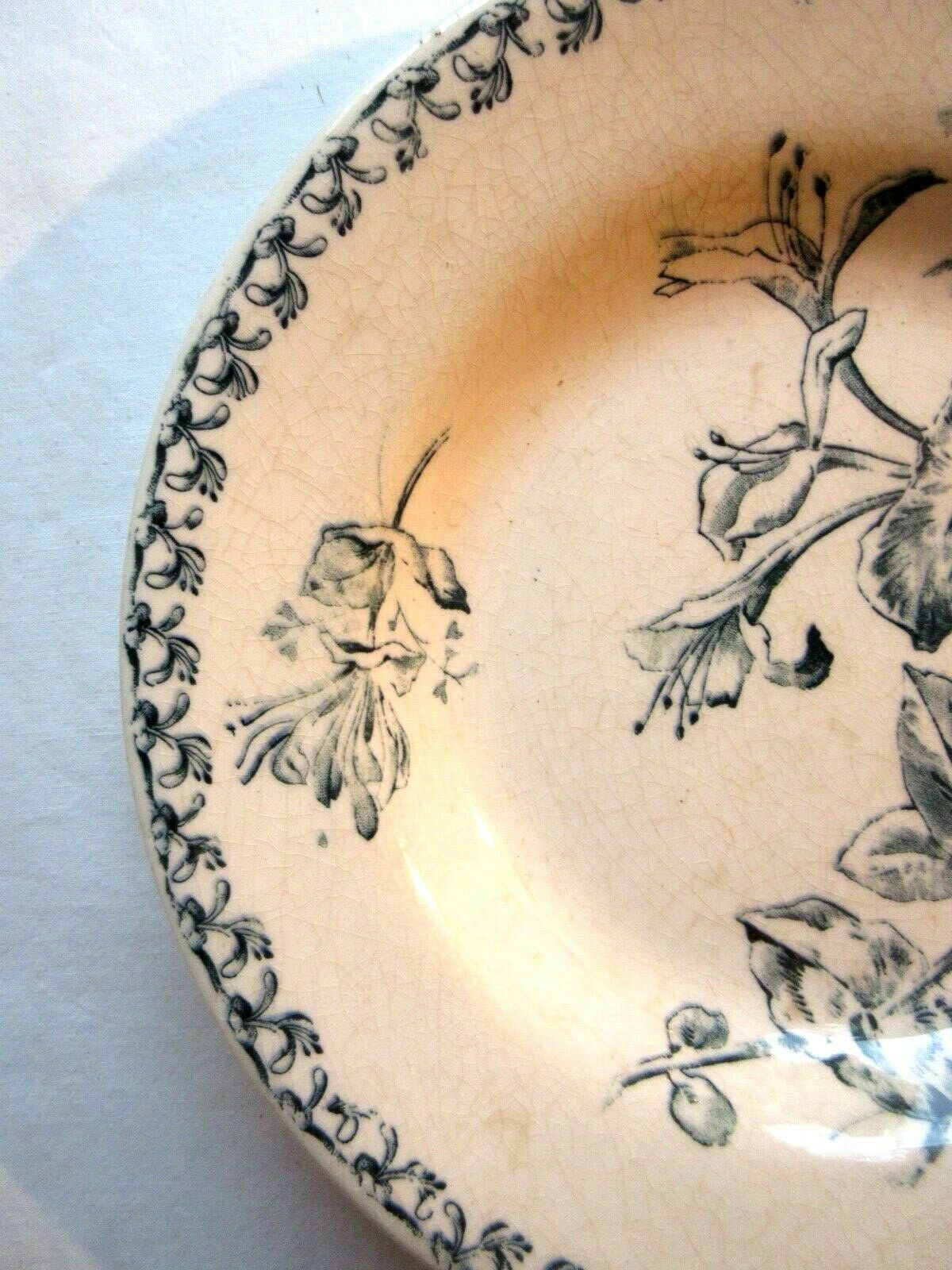 Art Nouveau Terre de Fer GIEN hollow plate, blue model, The Honeysuckle