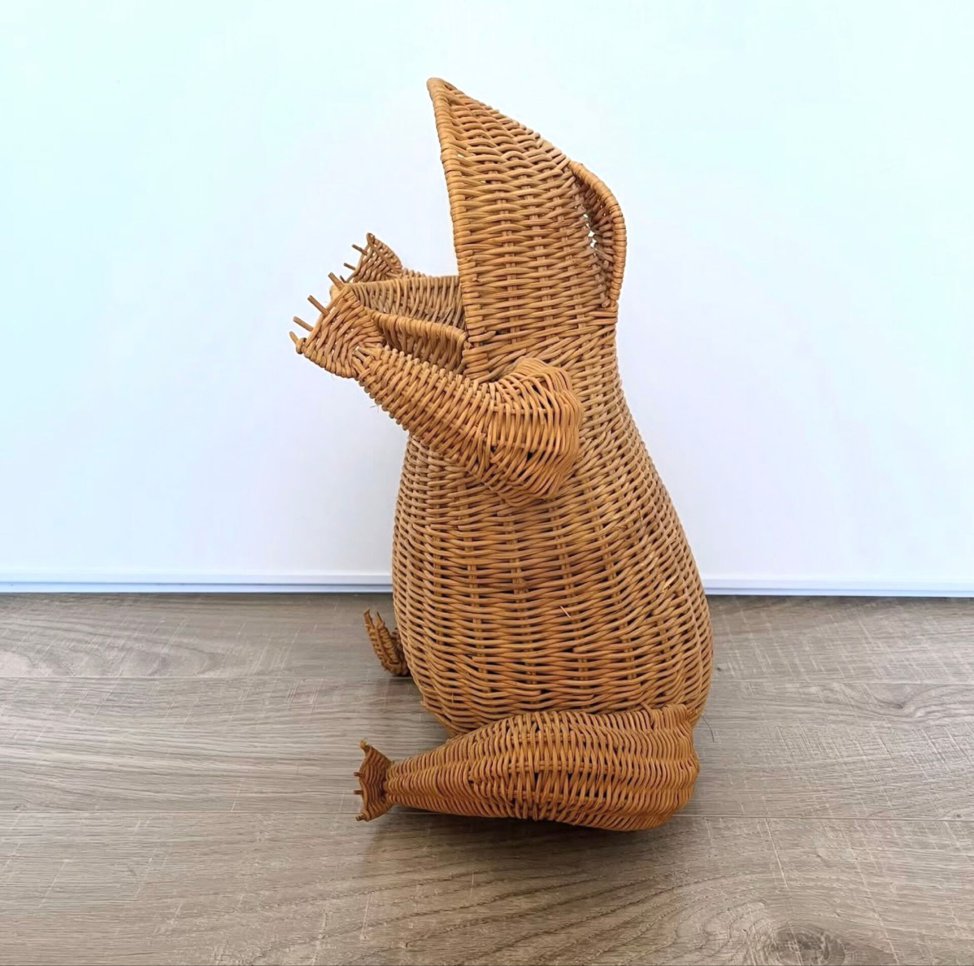 Magazine rack Olivier Cajan