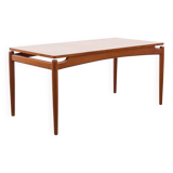 Large Scandinavian coffee table in teak from the 1960s.