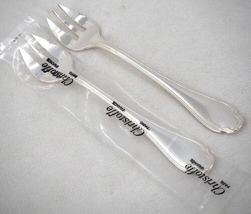 Christofle Pompadour, 12 oyster forks, silver-plated, perfect condition.