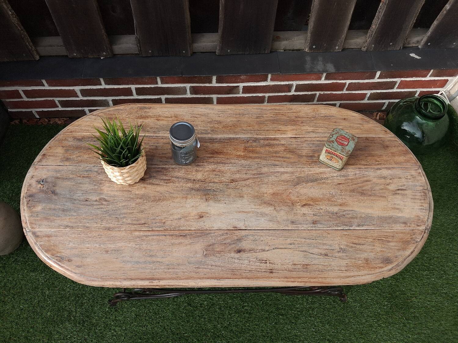 Table de caractère acacia et fer forgé