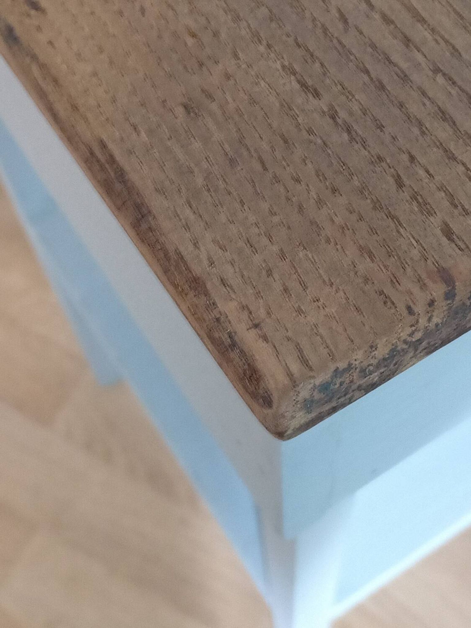 Table de chevet