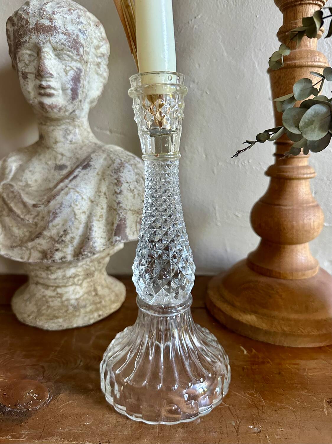Glass candle holder