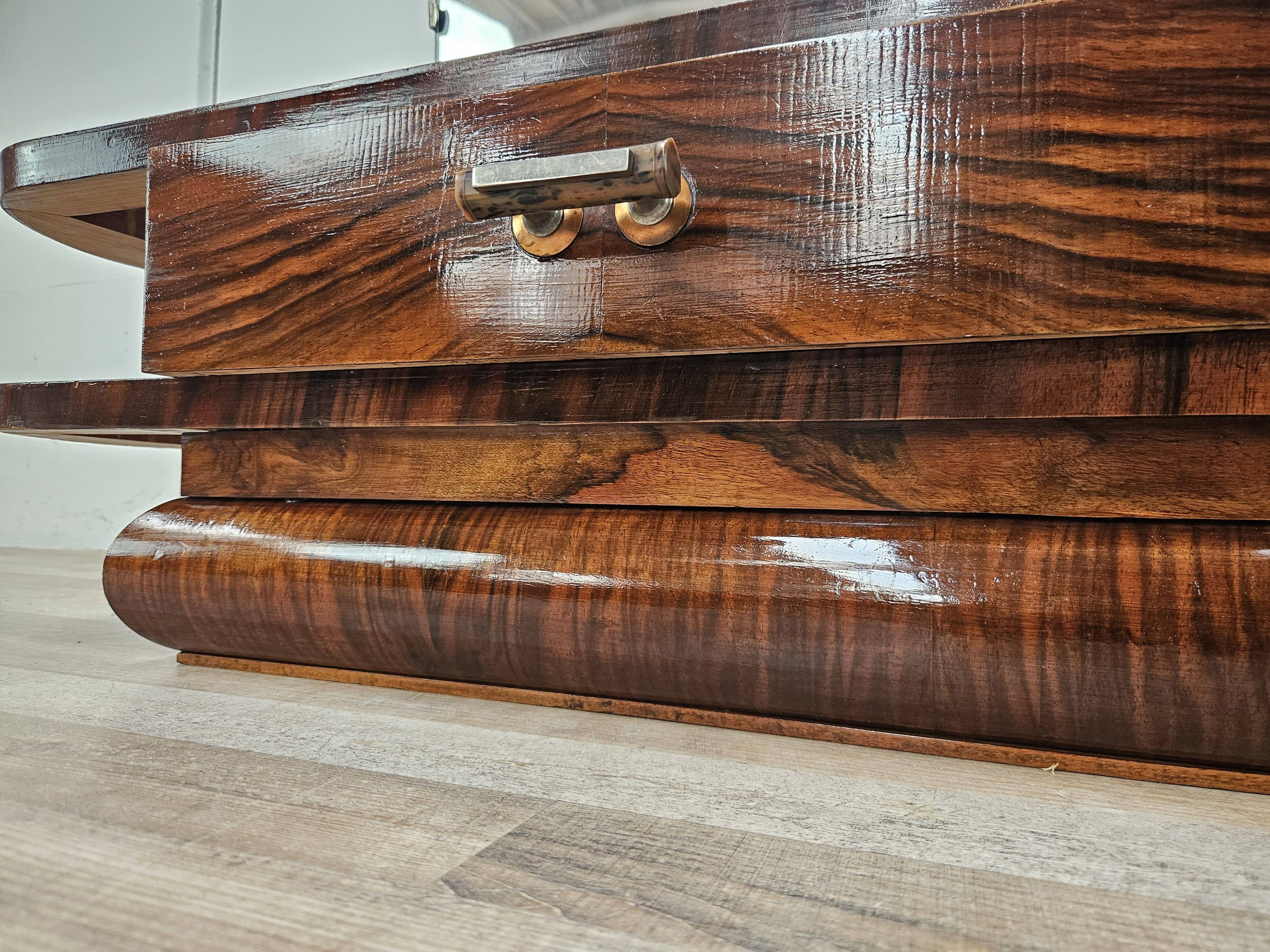 Art Déco Vanity Table in Nutwood with Mirror, Italian Design, 1940s