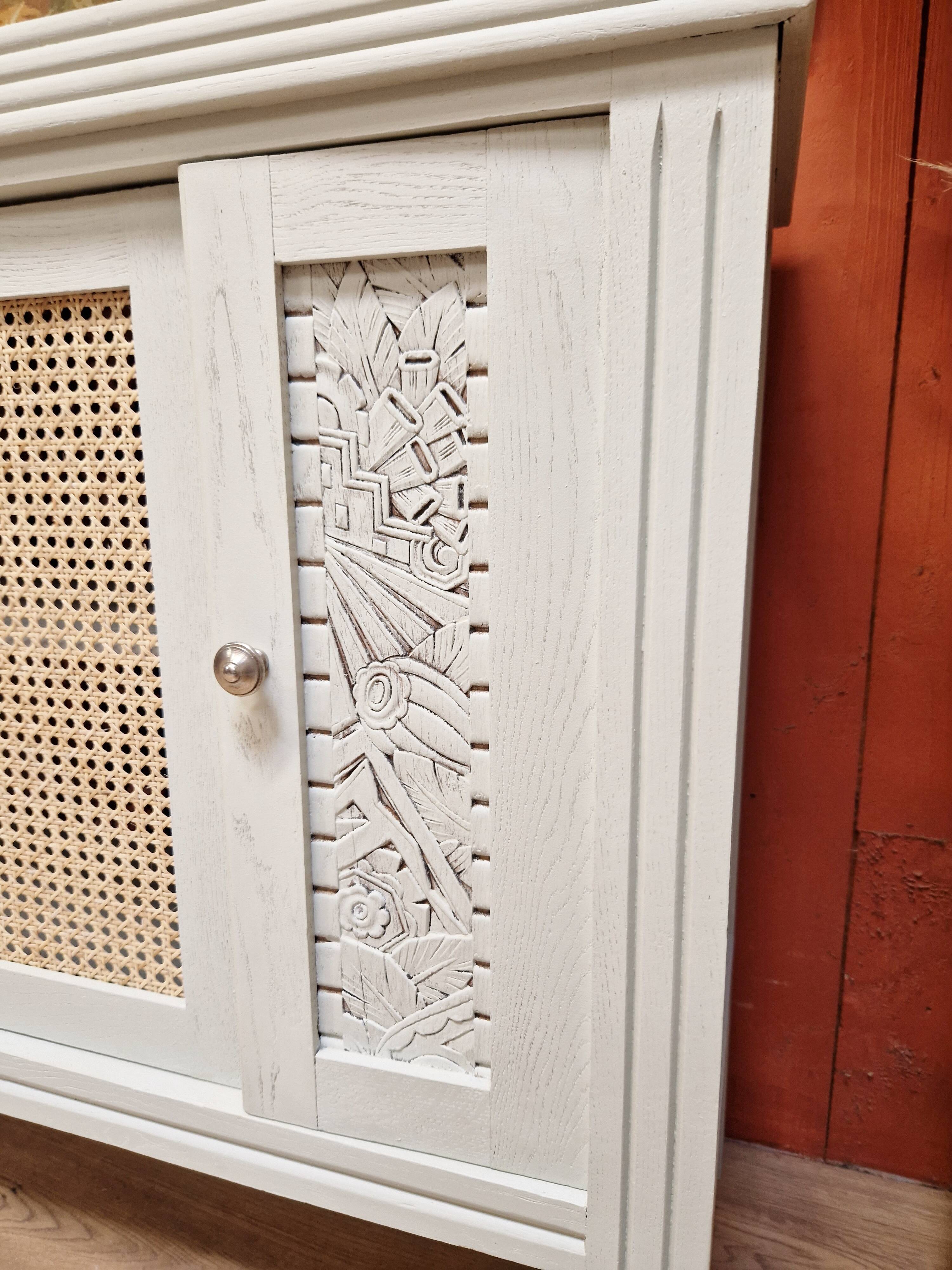 Buffet 3 portes en chêne style art déco relooké avec porte en cannage
