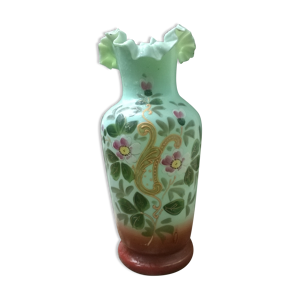 vase émaillé en opaline