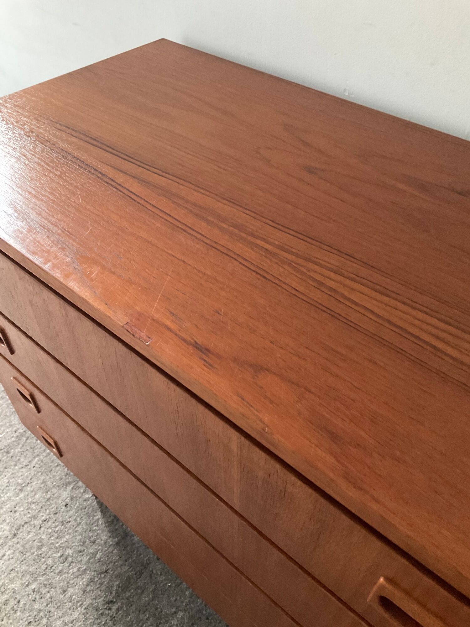 Scandinavian chest of drawers from the 60s in teak