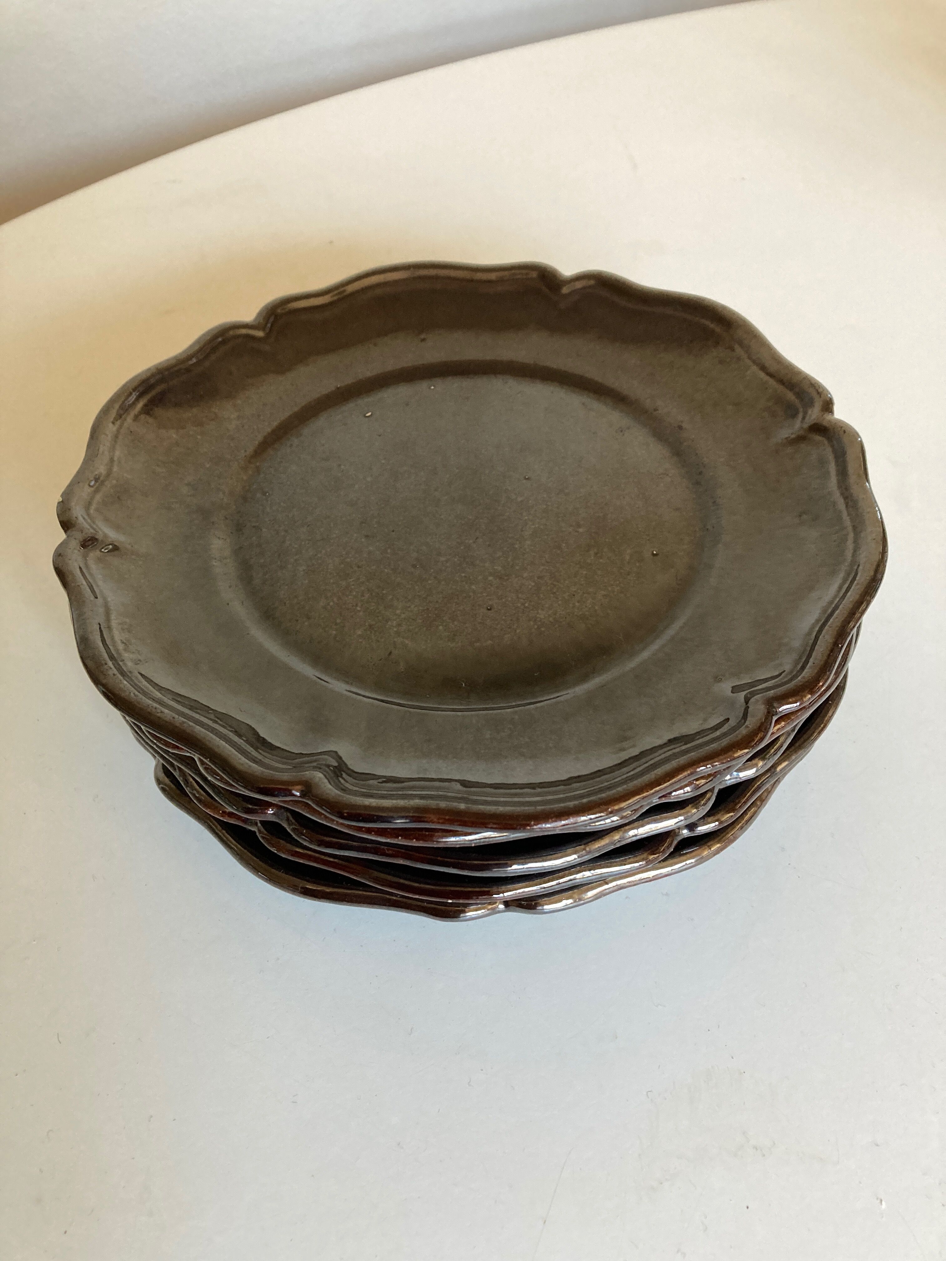 Set of 5 plates with godrons in glazed earth from Biot 1970
