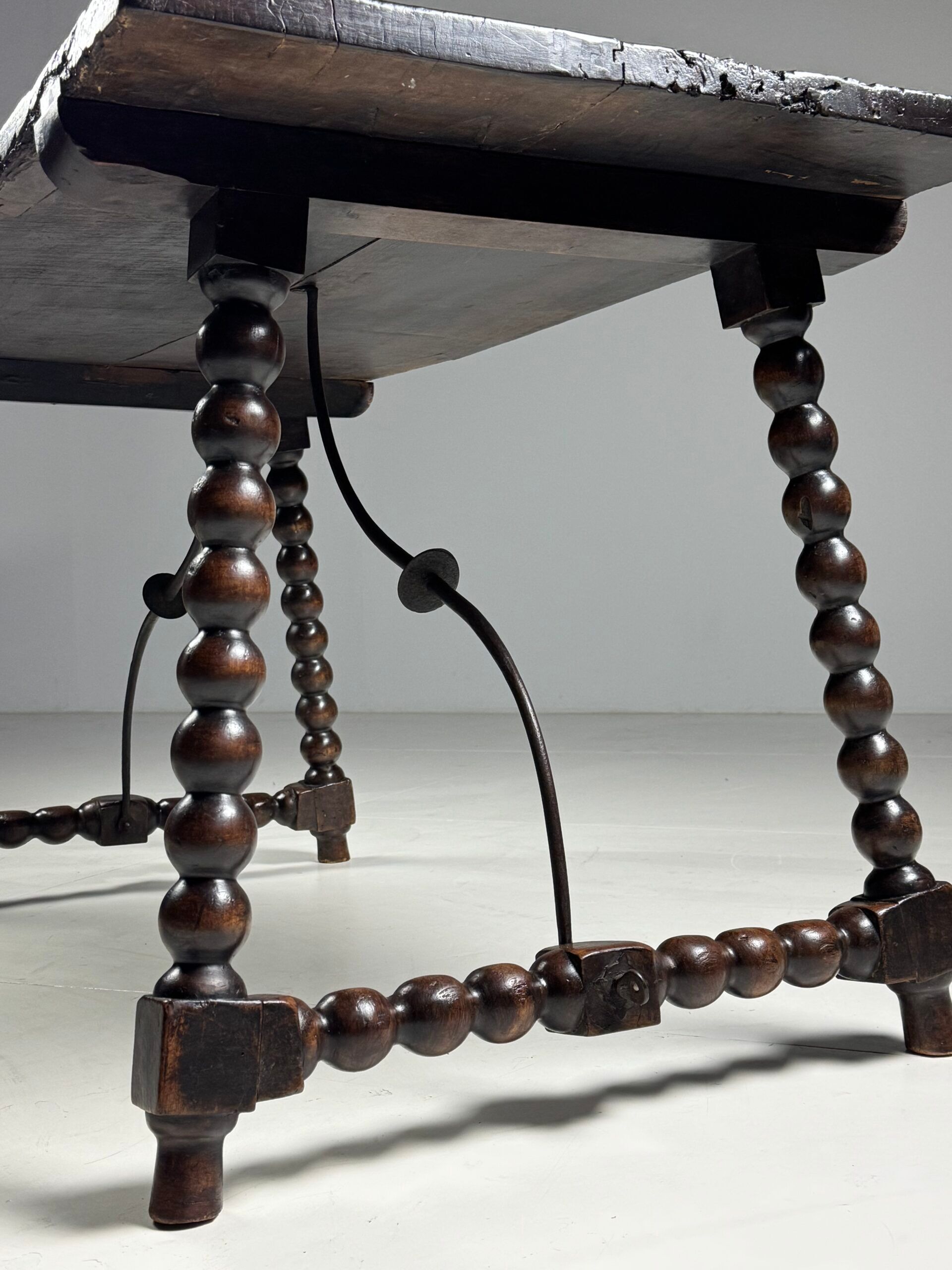 Spanish table 18th century bobbin