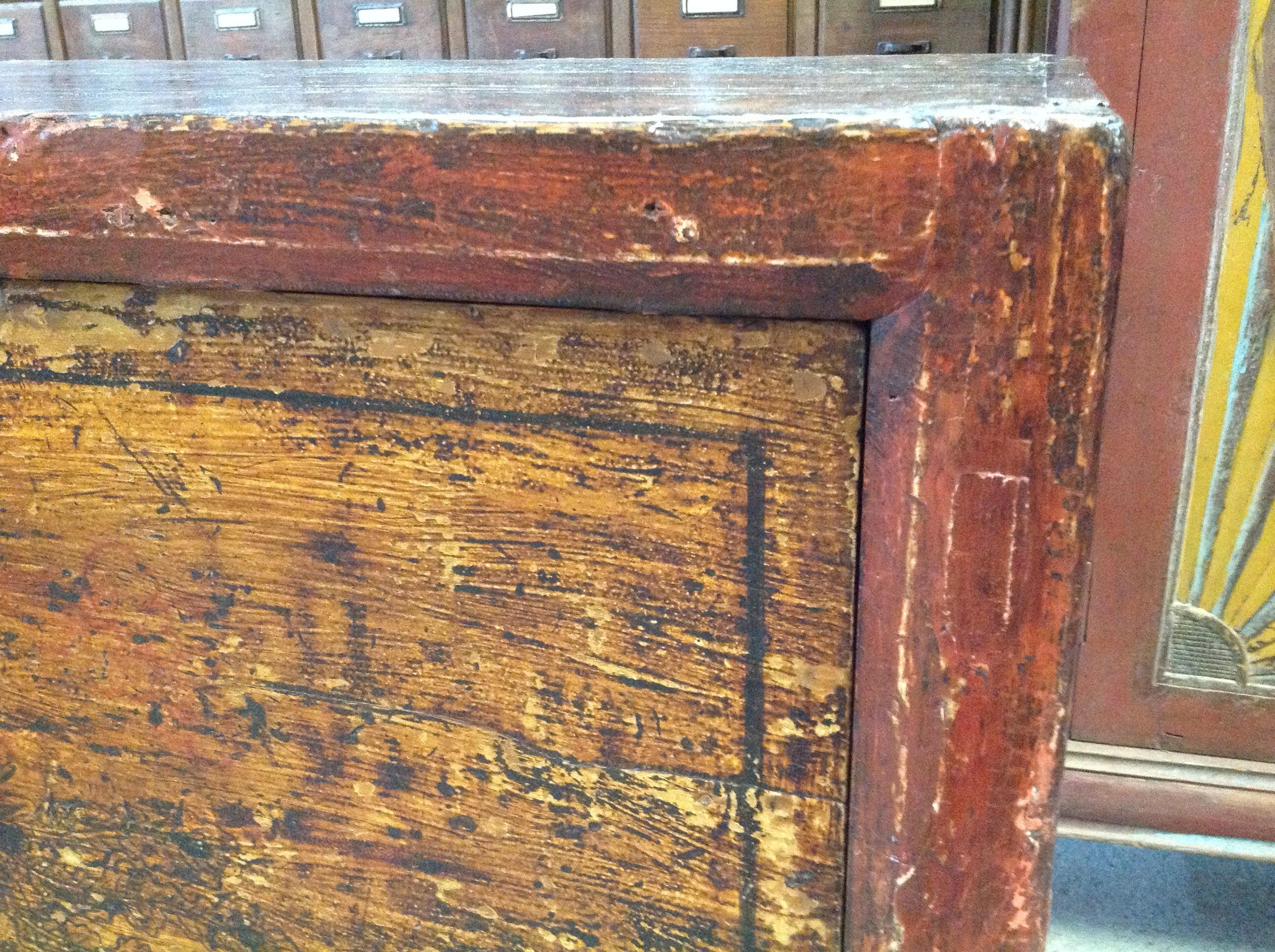 Polychrome chinese furniture