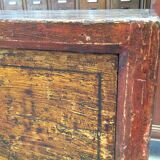 Polychrome chinese furniture