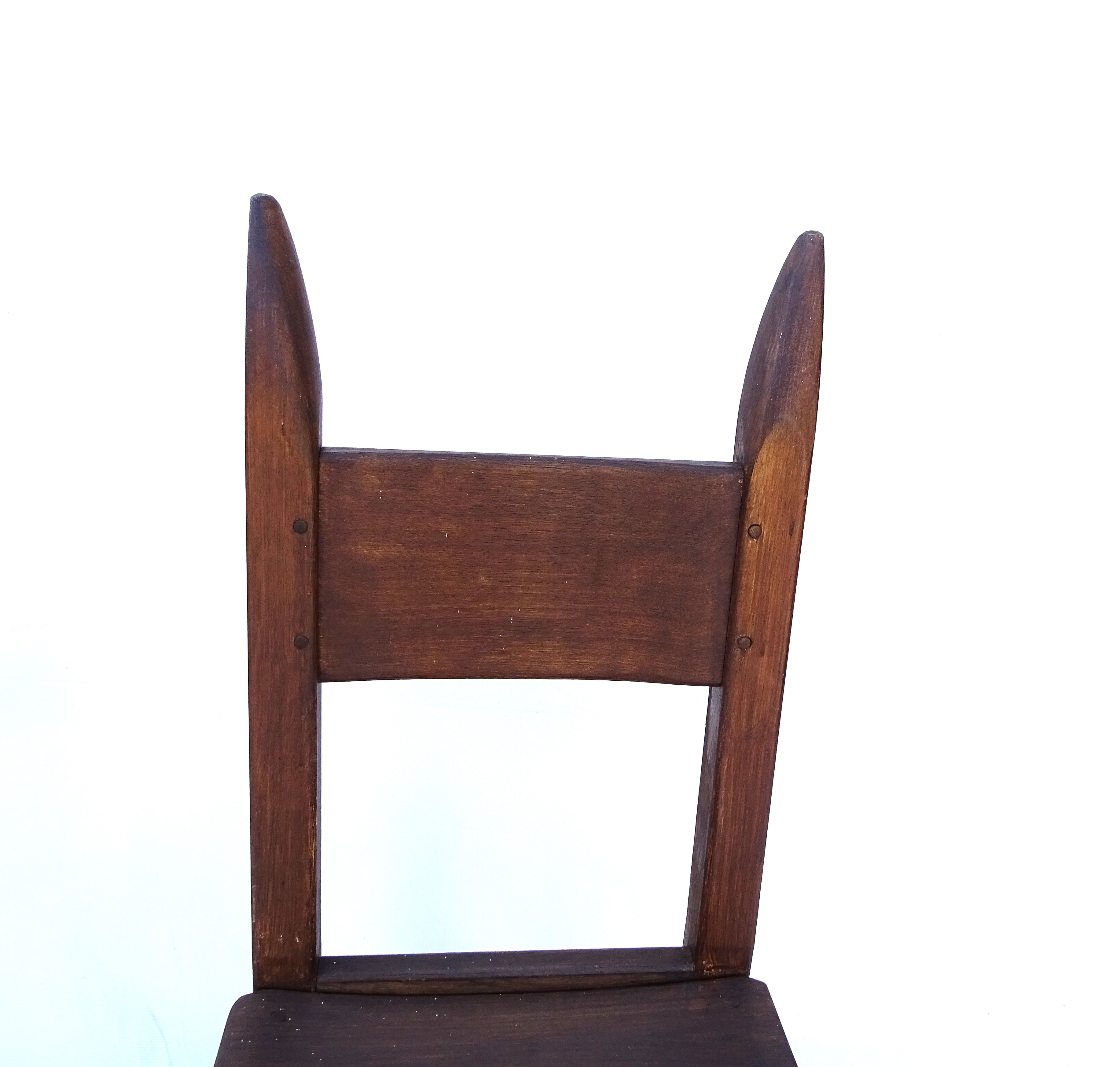 Lot 2 wooden chair