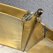 Antique brass fireplace screen from the 19th century by Bouhon Frères.