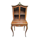 Bonheur du Jour Louis XV en marqueterie bois de rose décorées en bronze