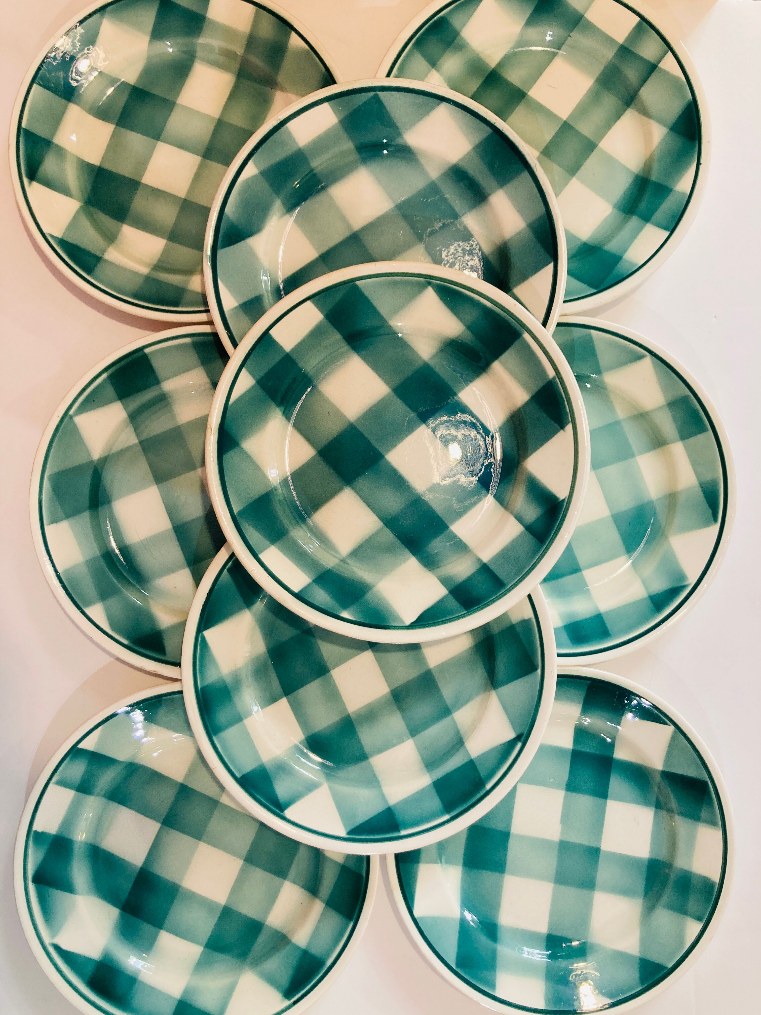 10 hollow plates with green checkered FN of givors