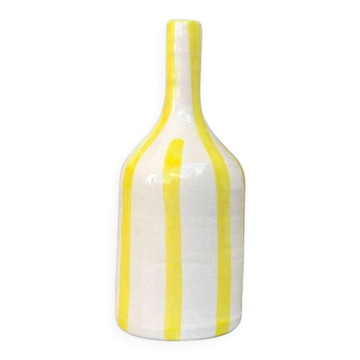 Vase artisanal bouteille jaune rayé