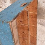 Tiroir caisse en bois bleu ciel avec jaune