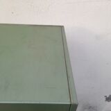 Meuble à claplets en fer