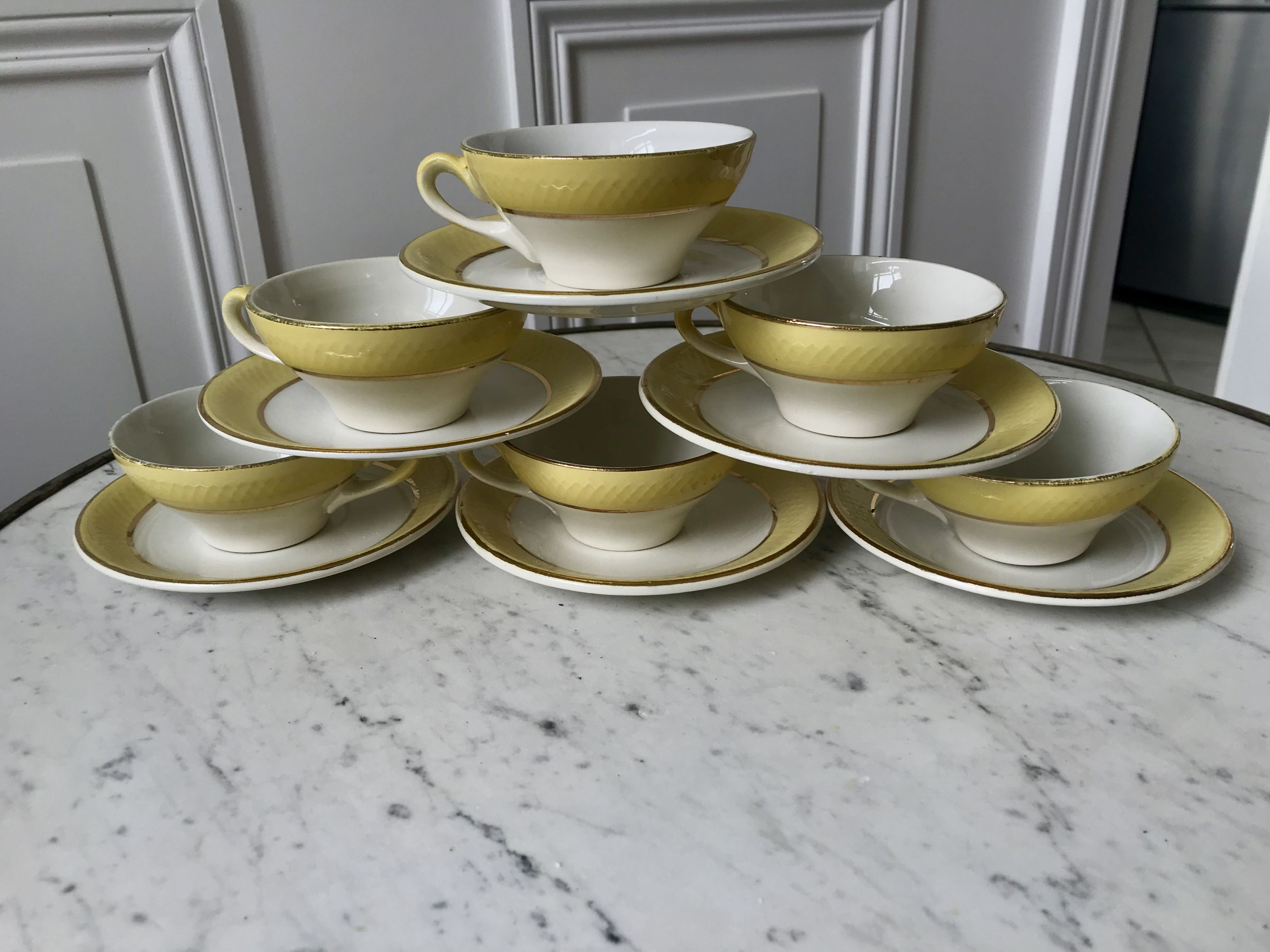 Set of 6 cups and textured yellow sub-cups digoin sarreguemines 50s