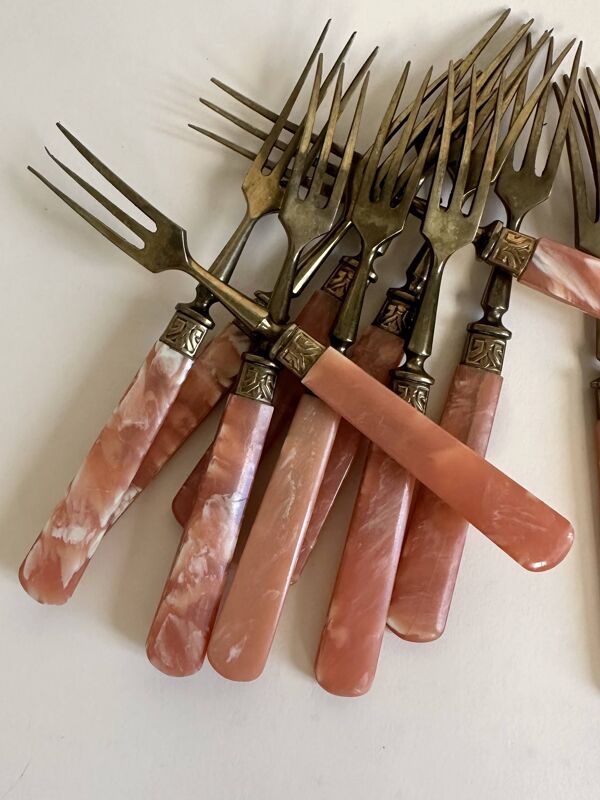 Service à dessert 24 pièces avec manches en nacre rose