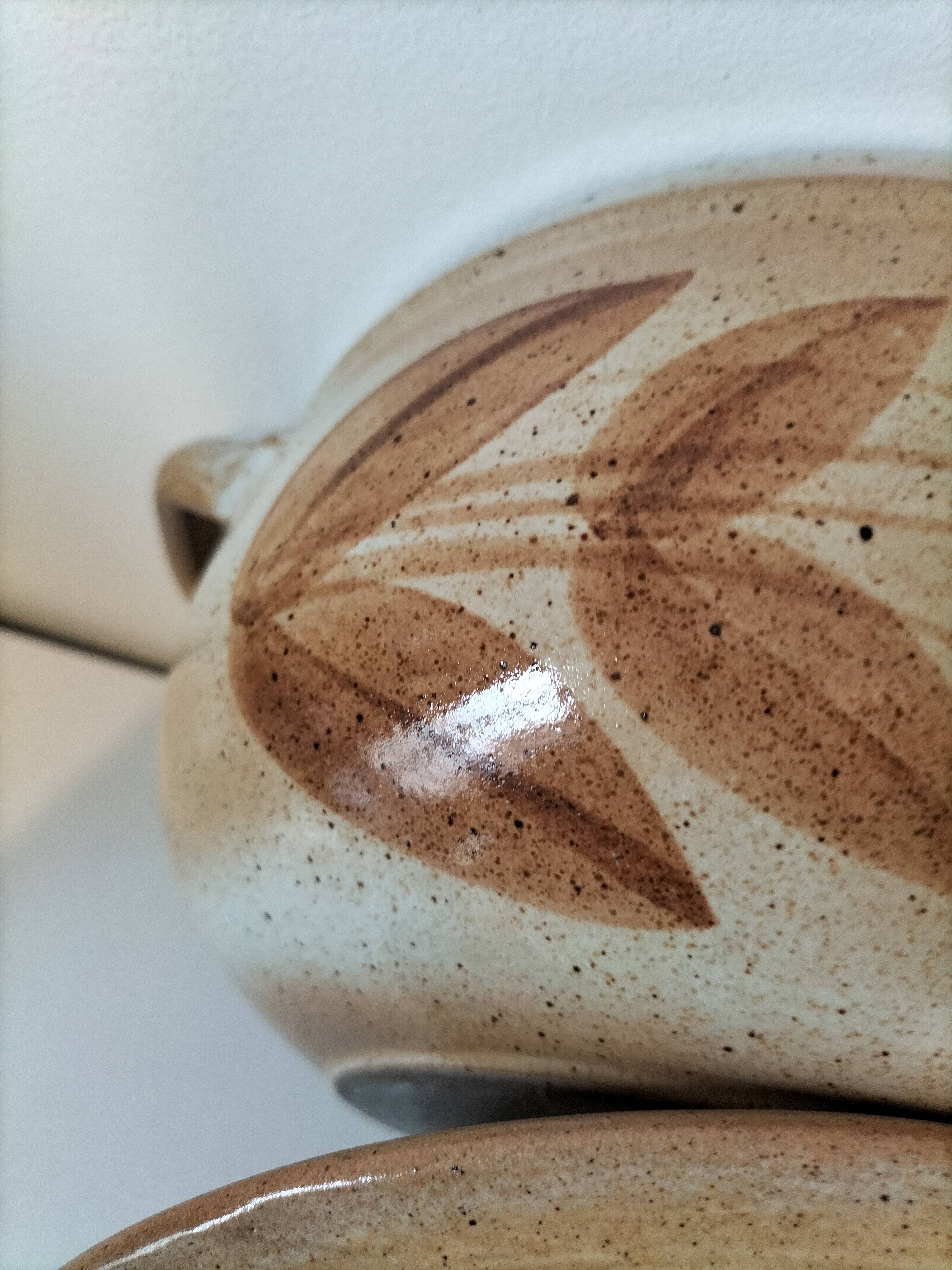 Vintage stoneware soup tureen from the Marais – rustic charm, cottagecore spirit.