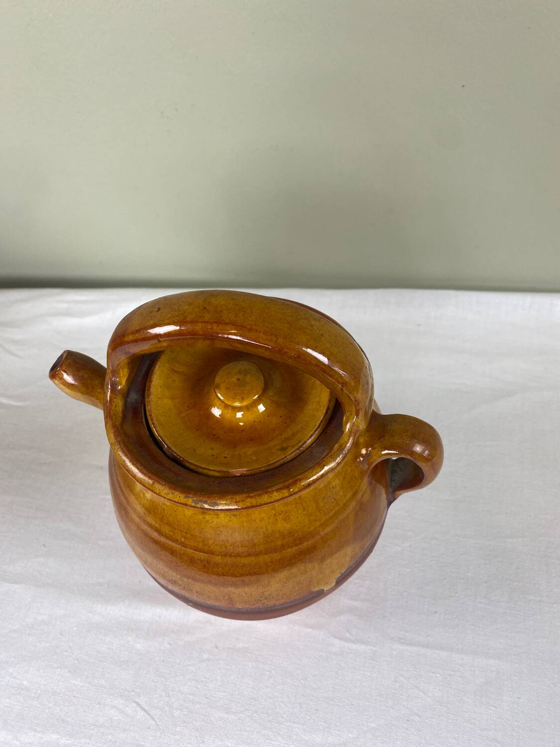 Ochre terracotta water bottle