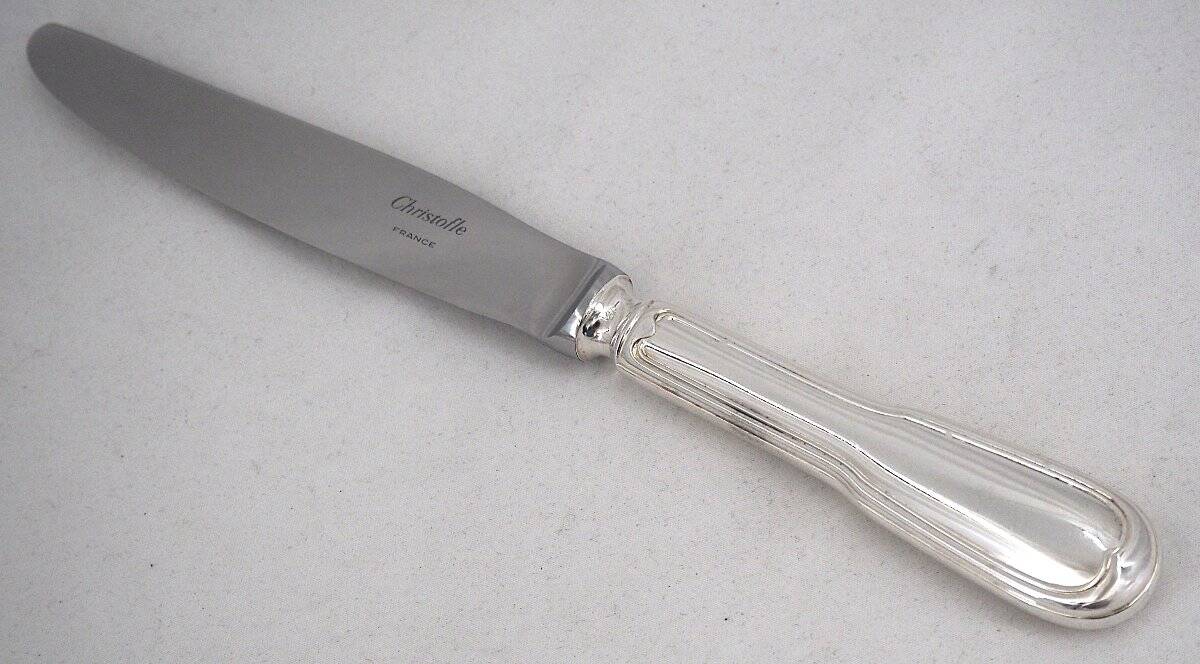 Christofle model Chinon, 10 table knives, of which 9 are intact under sealed blisters.