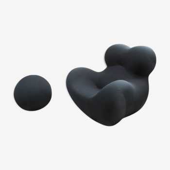 Black La Mamma Up 5 and Up 6 by Gaetano Pesce for B&B Italia, up 2000 series