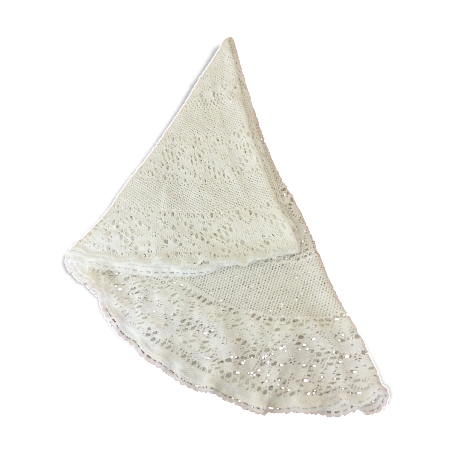 Lace oval tablecloth