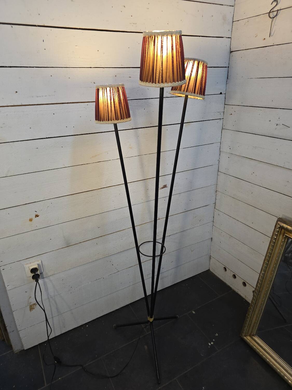 1960s tripod floor lamp, 3 lights