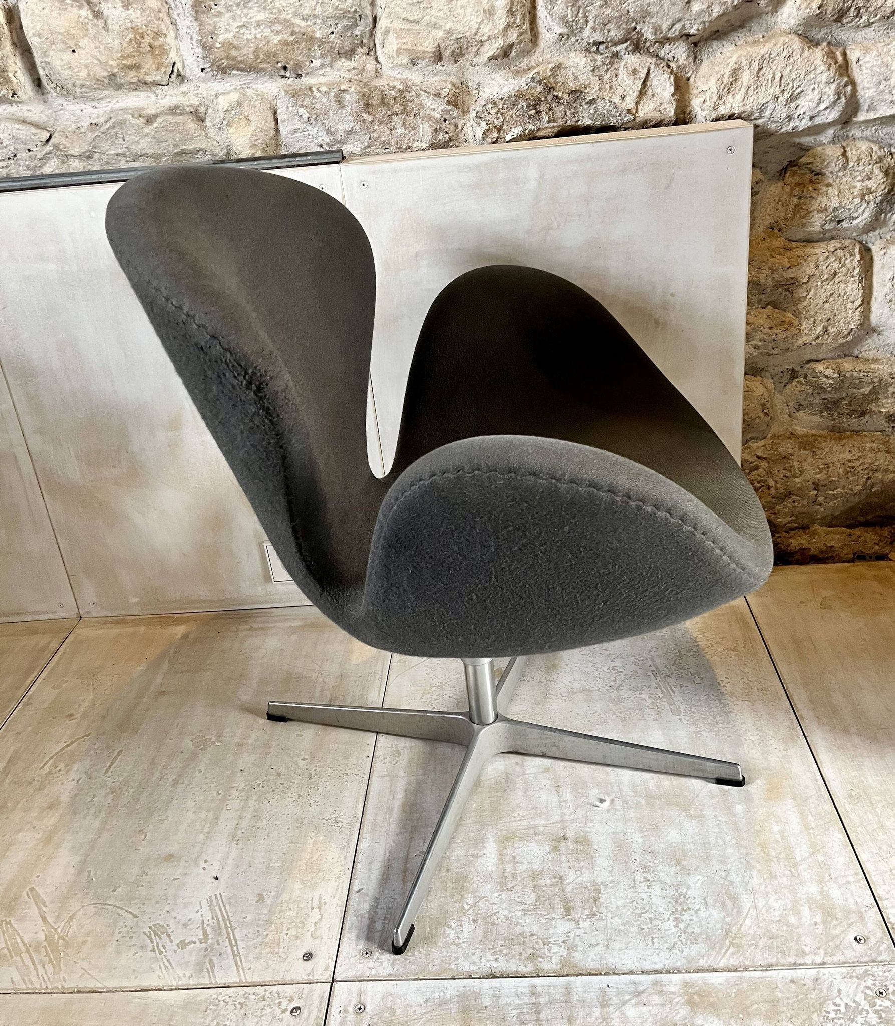Swan Chair, Fritz Hansen