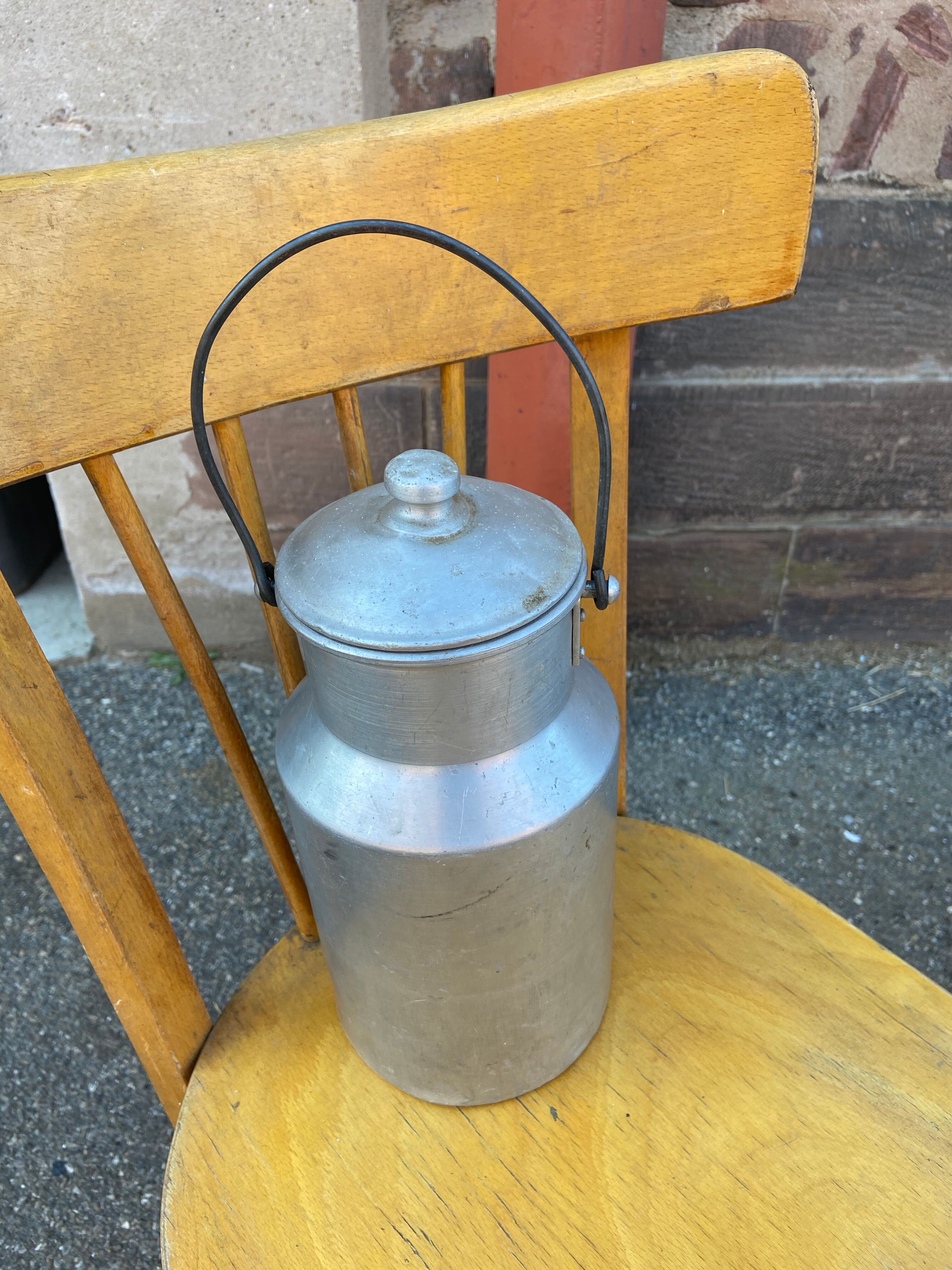 3 Vintage aluminium old milk pot 1950