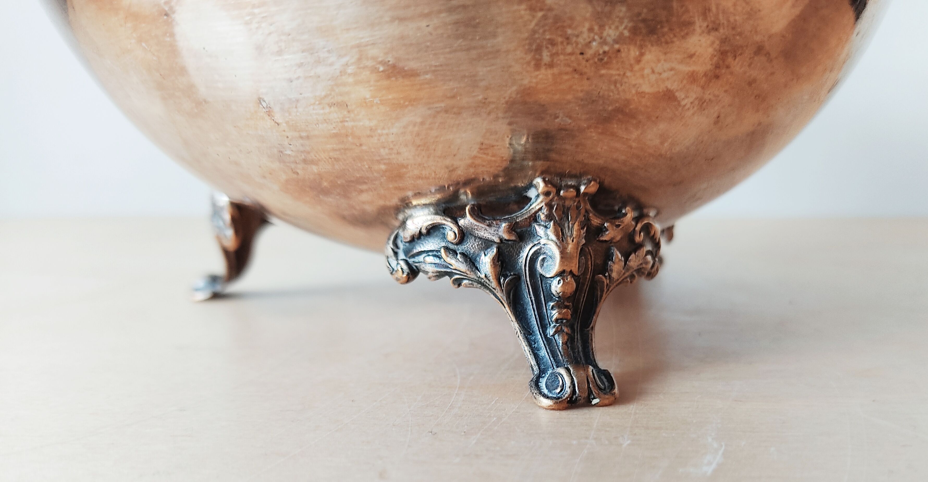 Silver metal yeard pocket vacuum