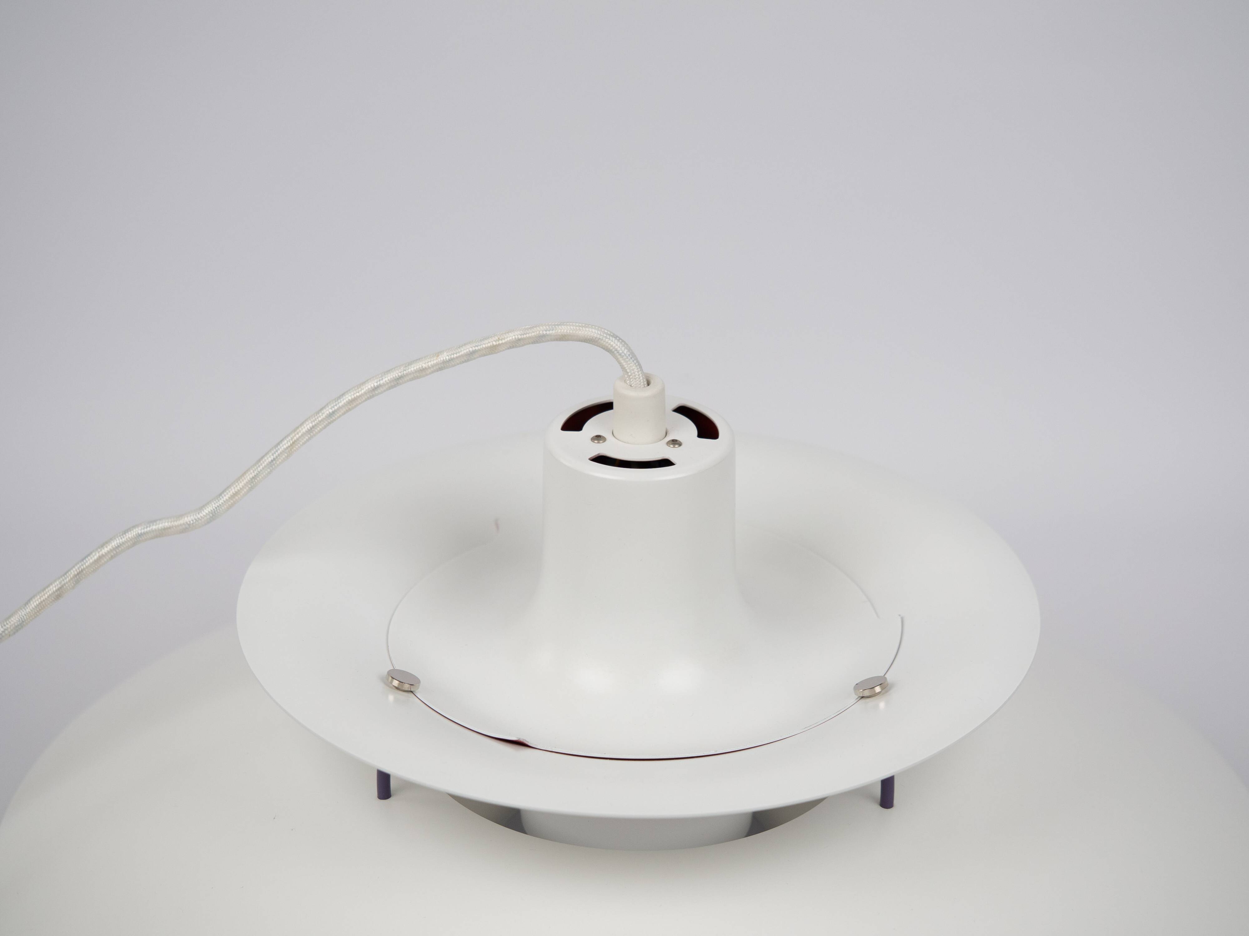 Suspension vintage danoise PH 5 par Poul Henningsen, Louis Poulsen