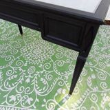Black desk