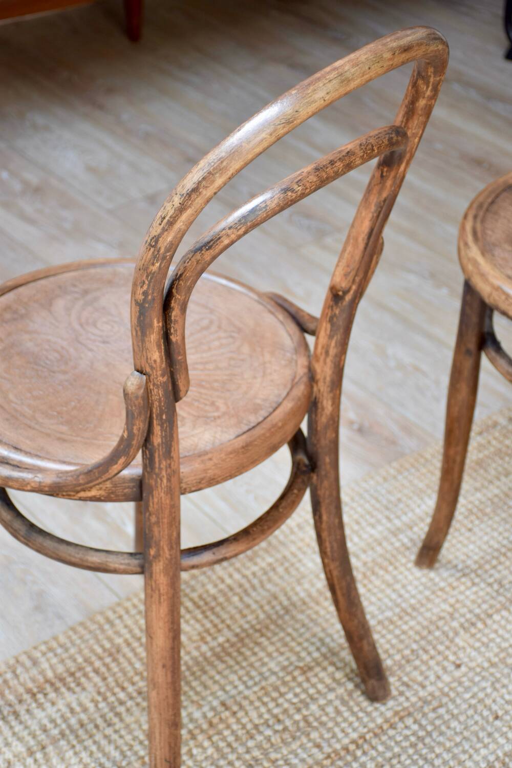 Thonet wooden bistro chairs n14 and n18