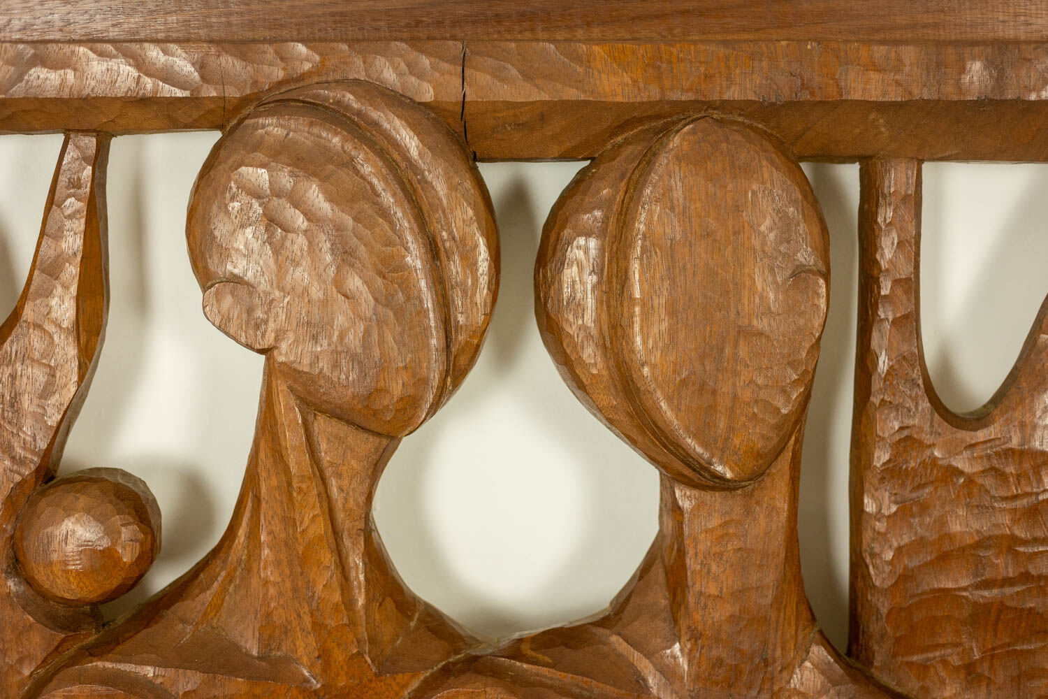 Roger Kressmann. Carved walnut panel with a gouge. 1980s.